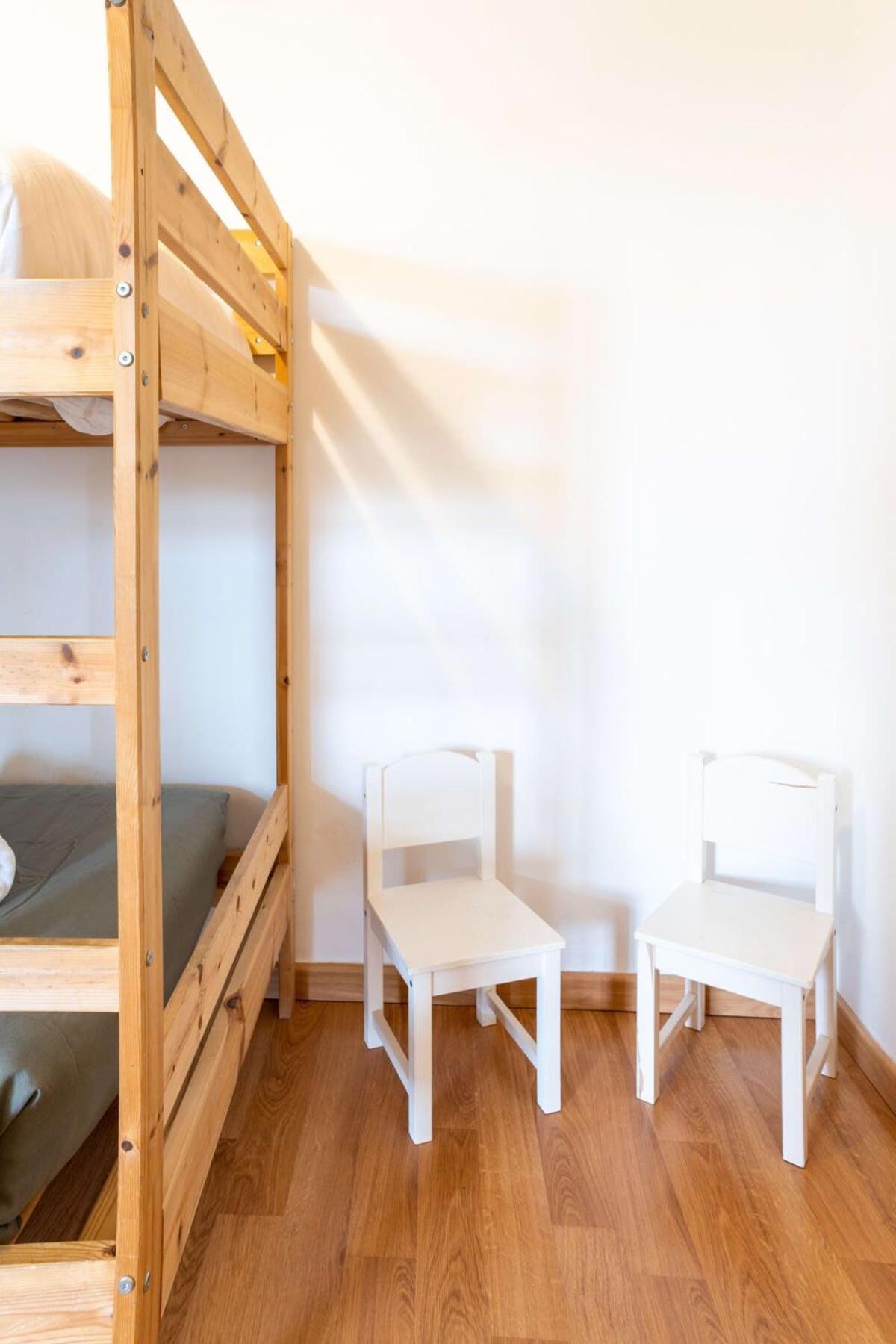 Apartment Bright 4bd With Terrace Near Arc De Triomf Barcelona